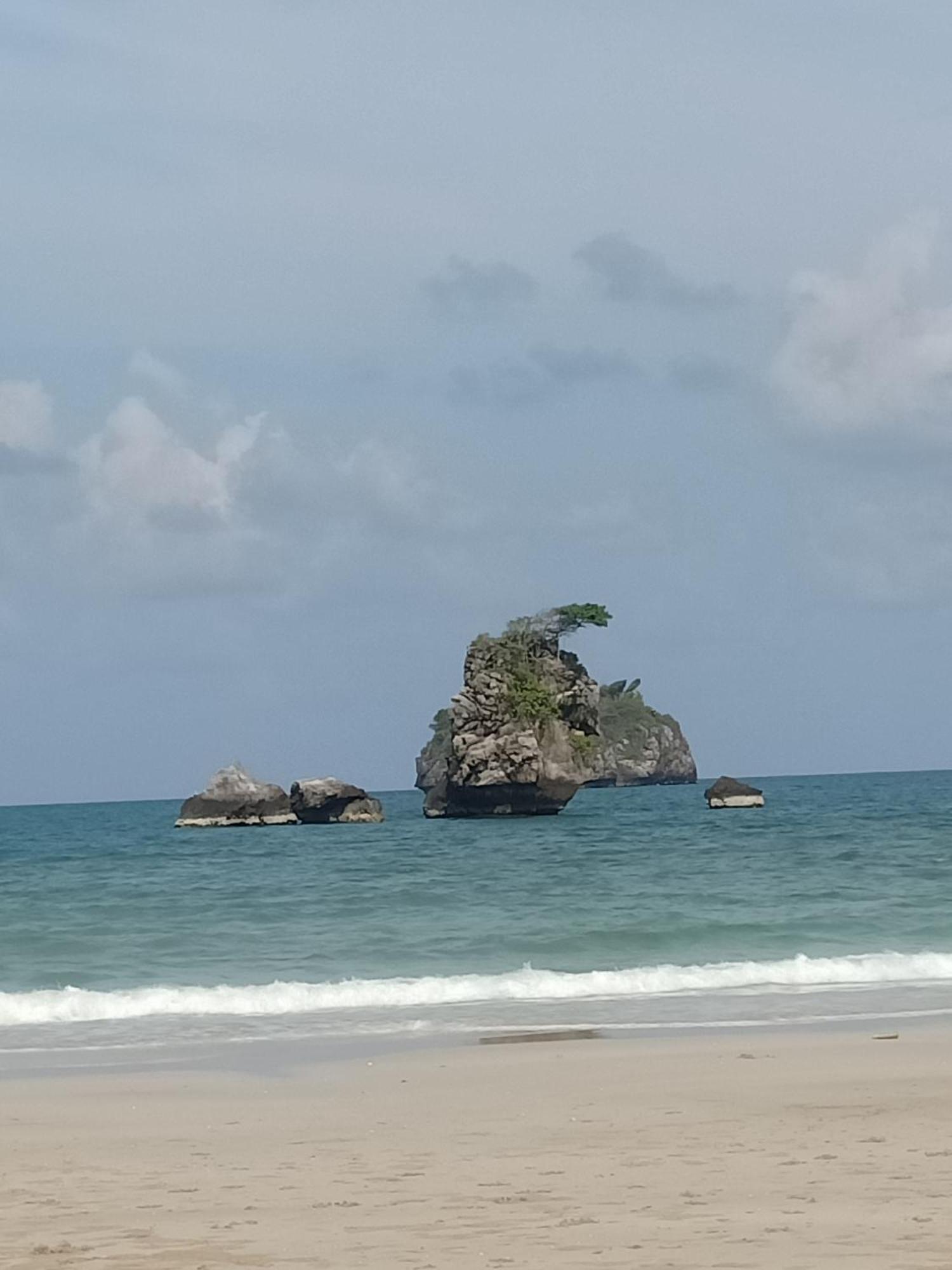 Win Gray Homestay Resort Pathiu Quarto foto